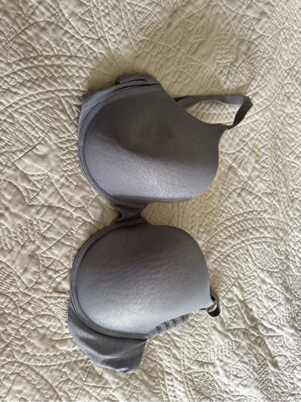Victoria's Secret Smooth Molded T-Shirt Bra - Light Gray